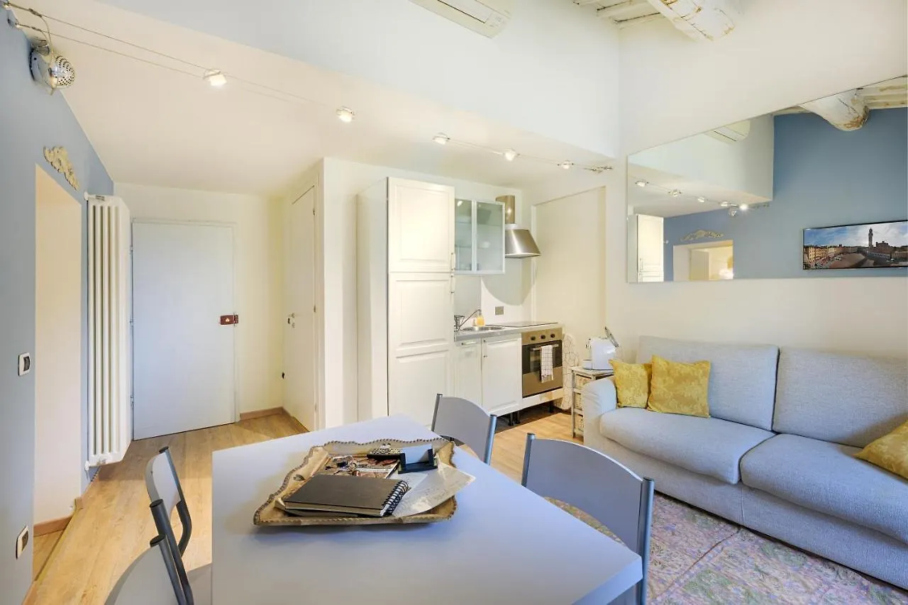 Ferienwohnung Palazzo Lenzi Siena Italien