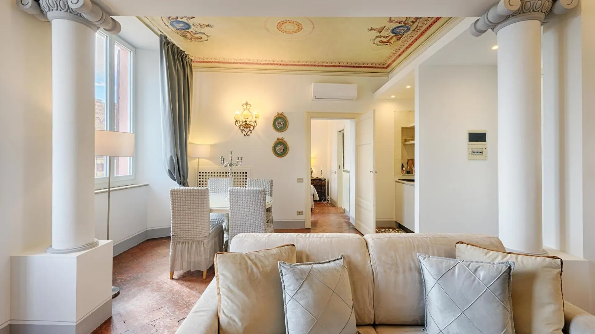 Apartment Ferienwohnung Palazzo Lenzi Siena