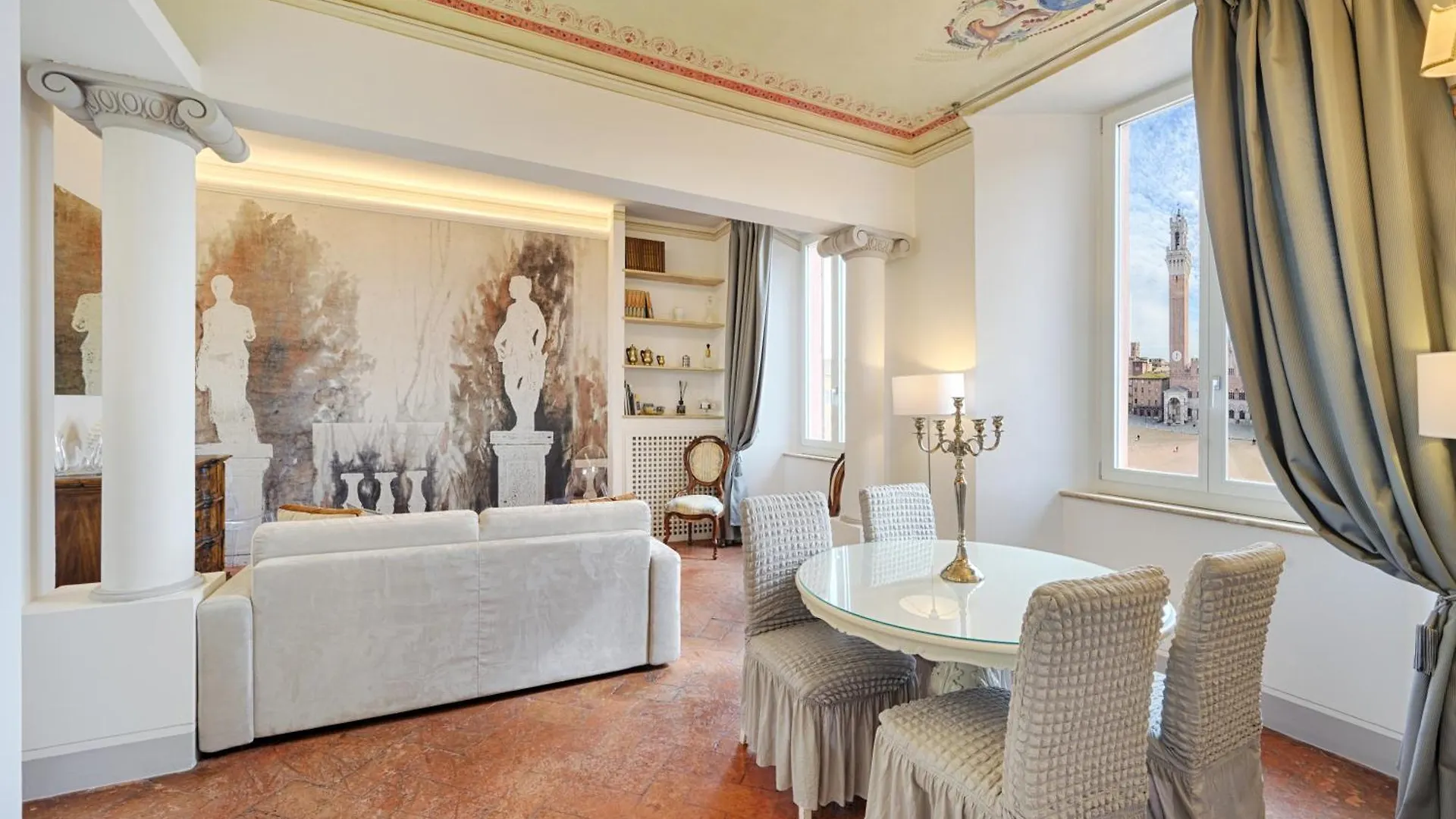 Apartment Ferienwohnung Palazzo Lenzi Siena Italien