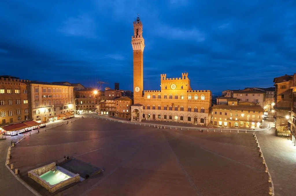 Ferienwohnung Palazzo Lenzi Siena Italien