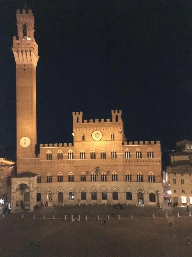 Ferienwohnung Palazzo Lenzi Siena Italien